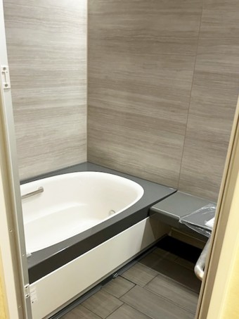 心地よい湯の感触を五感で湯を愉しむくつろぎの空間　港区Y様邸